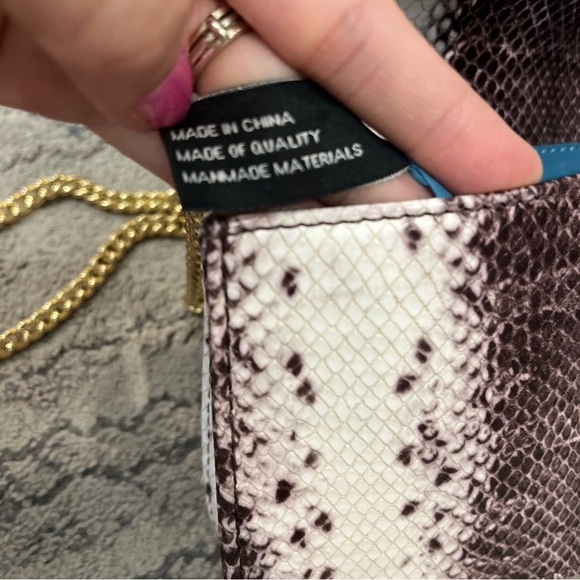 Anne Klein Snake Print Crossbody Small Bag - Picture 10 of 10